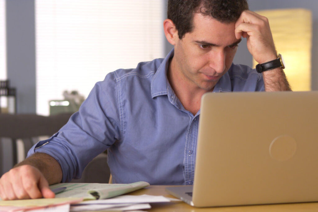 A person working on Medicare levy estimate