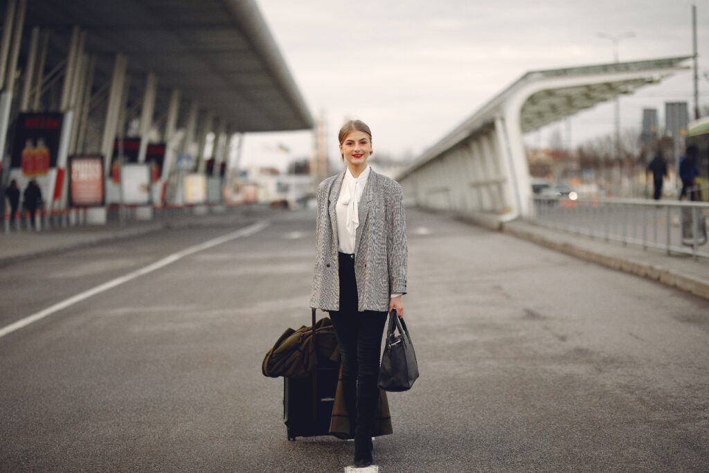 A woman preparing to leave Australia and become an expat